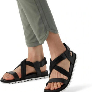 Sorel Women's Roaming Decon Sandal